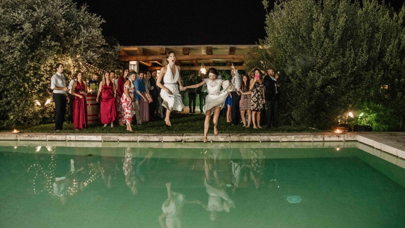 matrimonio in piscina